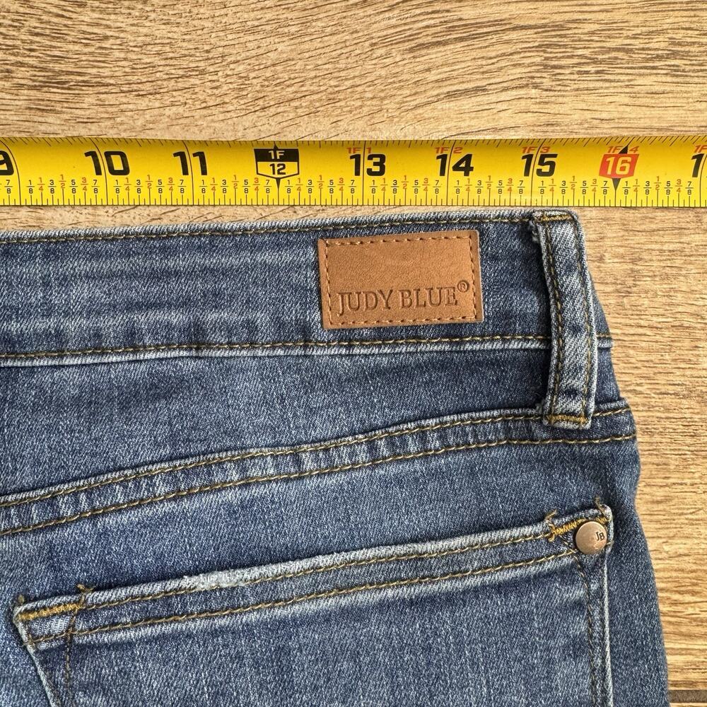 Judy Blue Jeans Size 31 Relaxed Fit Distressed Stretch - Picture 10 of 16